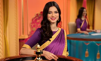 Đội ngũ chuyên gia 79bet đang hợp tác trong môi trường làm việc năng động